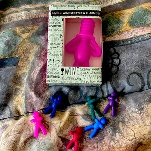 Fab Fit Fun Wine Stopper Set